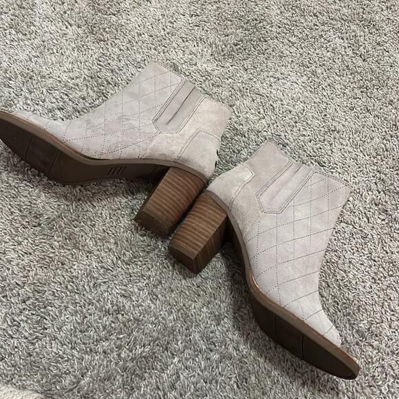 Toms Majorca Peep Toe Booties tan beige neutral‎ Women’s Size 7 Ankle Boots Nice - Picture 9 of 16
